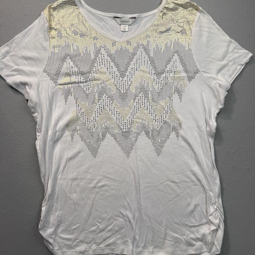 CJ Banks 1X Top Shirt White Chevron Rhinestone Bling Embellished Short Sleeve